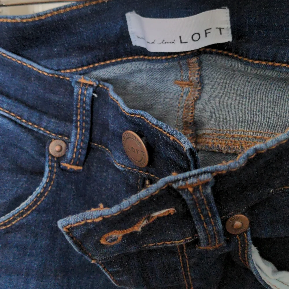Jeans - Picture 2 of 4